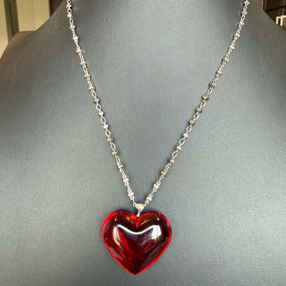 Red Lucite Resin Puffy 3D Heart Pendant Necklace 18” Silver Tone Chain